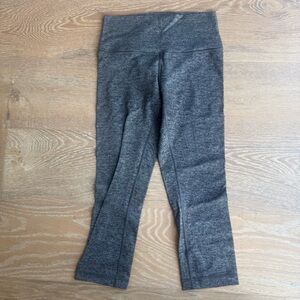 Lululemon grey align capris
